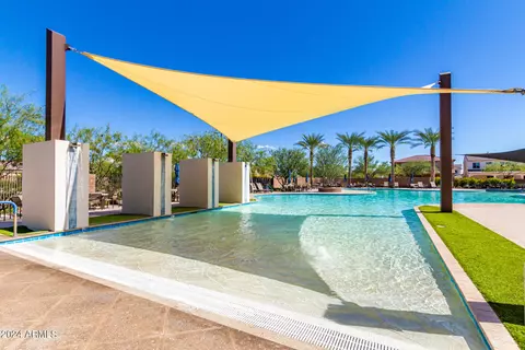 Exterior - 3008 E Sands Dr, Phoenix, AZ 85050 photo 30 of 35