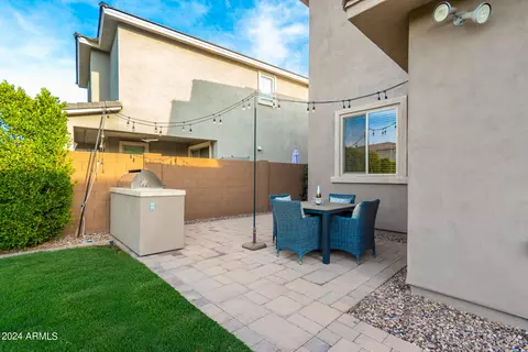 Exterior - 3008 E Sands Dr, Phoenix, AZ 85050 photo 18 of 35