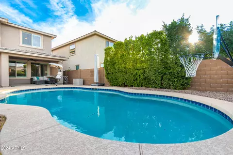 Exterior - 3008 E Sands Dr, Phoenix, AZ 85050 photo 21 of 35