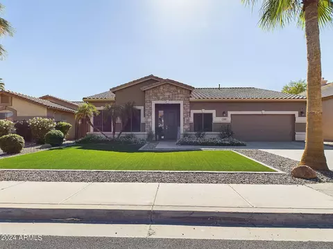 1560 S Western Skies Dr, Gilbert, AZ 85296