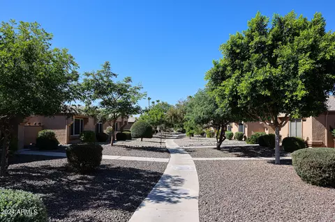 13708 W Countryside Dr, Sun City West, AZ 85375