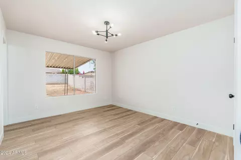 4047 E Hidalgo Ave, Phoenix, AZ 85040 photo 11