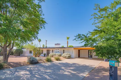 3502 E Turquoise Ave, Phoenix, AZ 85028 photo 2