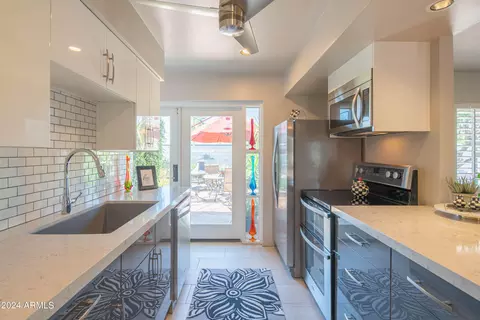 3502 E Turquoise Ave, Phoenix, AZ 85028 photo 16