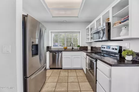 3305 E Clark Rd, Phoenix, AZ 85050 photo 6