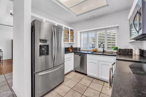 3305 E Clark Rd, Phoenix, AZ 85050 photo 5