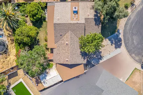 2211 E Granite Cir, Mesa, AZ 85204 photo 4