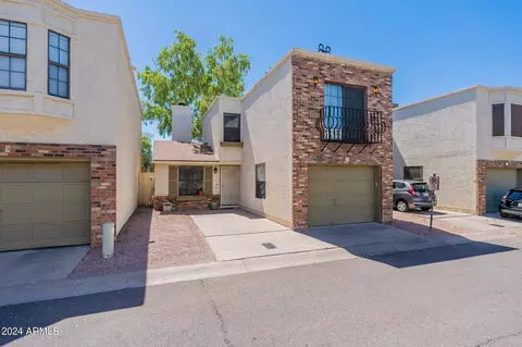 820 W University Dr #10, Tempe, AZ 85281