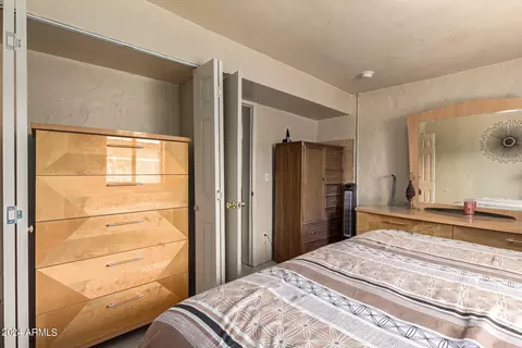1134 W Apache St, Phoenix, AZ 85007 photo 12