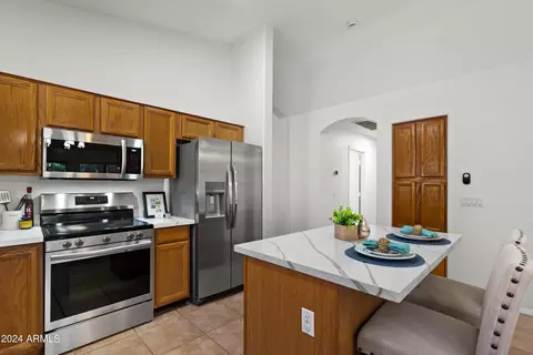 602 S Brett St, Gilbert, AZ 85296 photo 4