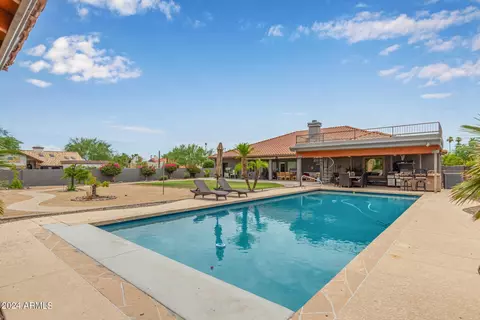 3748 E Mare Ct, Phoenix, AZ 85044 photo 2
