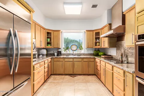3748 E Mare Ct, Phoenix, AZ 85044 photo 5