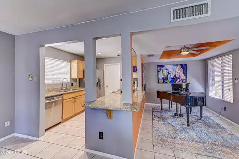 3917 E Corrine Dr, Phoenix, AZ 85032 photo 5