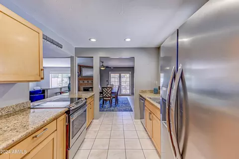 3917 E Corrine Dr, Phoenix, AZ 85032 photo 3