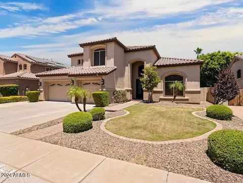 6822 W Amigo Dr, Glendale, AZ 85308
