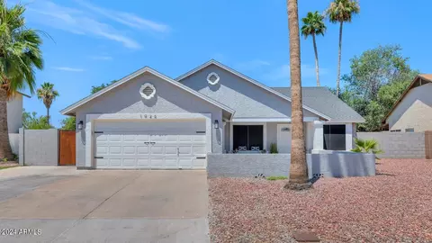 1026 S Buchanan St, Gilbert, AZ 85233 photo 2