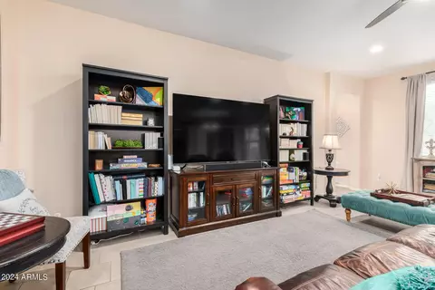 352 N 78th Pl, Mesa, AZ 85207 photo 5