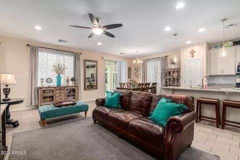 352 N 78th Pl, Mesa, AZ 85207 photo 7