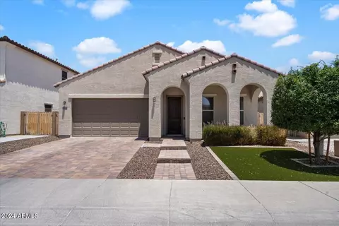 10170 W Robin Ln, Peoria, AZ 85383