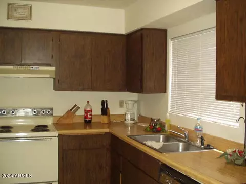 2323 W Fairmount Ave, Phoenix, AZ 85015 photo 8