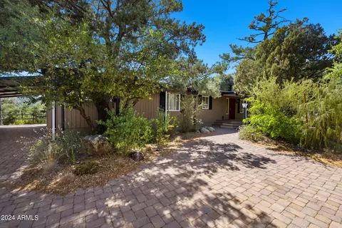 1608 White Oak Cir, Prescott, AZ 86305