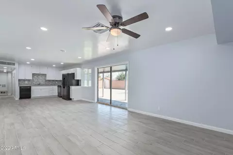 3237 W Wethersfield Rd, Phoenix, AZ 85029 photo 10