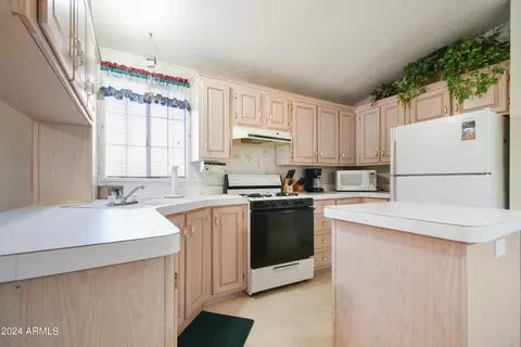 1977 Eagle Loop, Lakeside, AZ 85929 photo 9