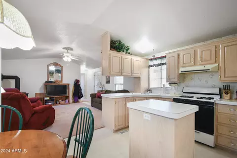 1977 Eagle Loop, Lakeside, AZ 85929 photo 8