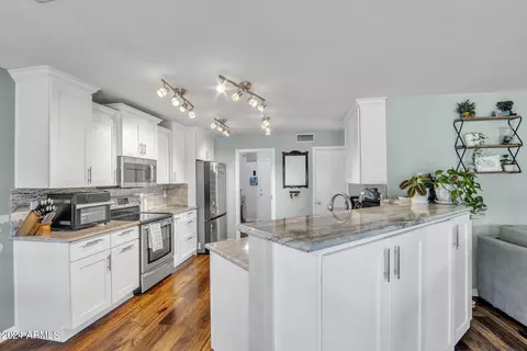 2302 E Paraiso Dr, Phoenix, AZ 85024 photo 7