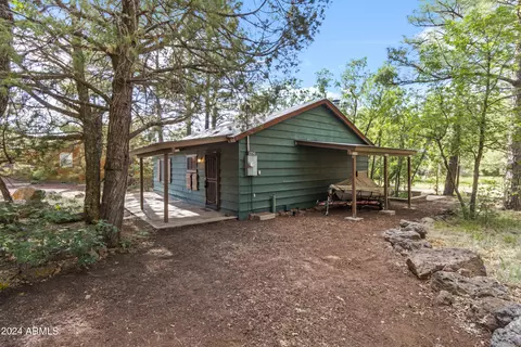 1736 Farnsworth St, Lakeside, AZ 85929