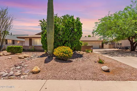 1227 E Campus Dr, Tempe, AZ 85282