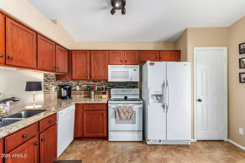 1707 E Palo Verde St, Gilbert, AZ 85296 photo 9