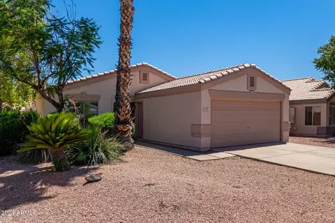 1707 E Palo Verde St, Gilbert, AZ 85296 photo 2