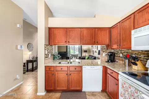 1707 E Palo Verde St, Gilbert, AZ 85296 photo 10