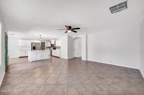 278 E Baylor Ln, Gilbert, AZ 85296 photo 5
