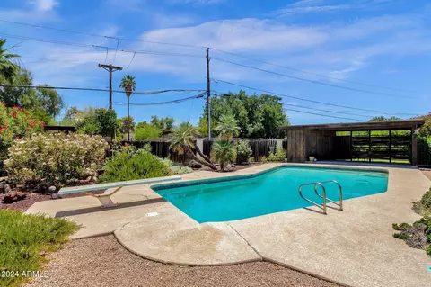 Exterior - 3529 E Beryl Ln, Phoenix, AZ 85028 photo 13 of 27
