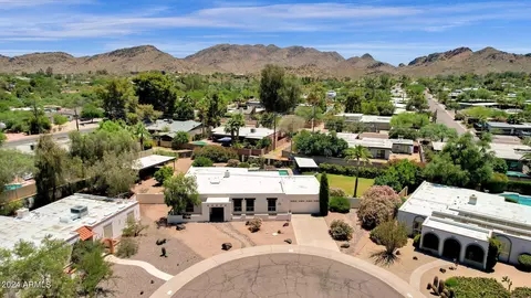 View/Area - 3529 E Beryl Ln, Phoenix, AZ 85028 photo 5 of 16