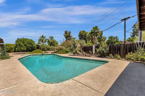 Exterior - 3529 E Beryl Ln, Phoenix, AZ 85028 photo 19 of 27
