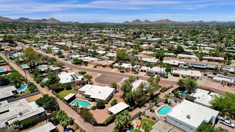 View/Area - 3529 E Beryl Ln, Phoenix, AZ 85028 photo 11 of 16