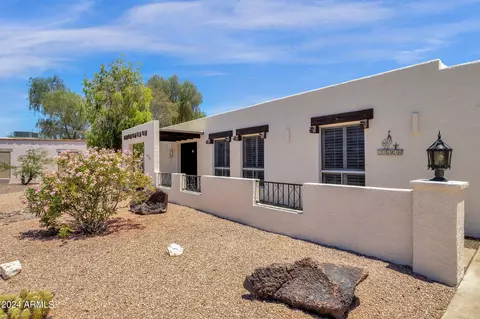Exterior - 3529 E Beryl Ln, Phoenix, AZ 85028 photo 6 of 27