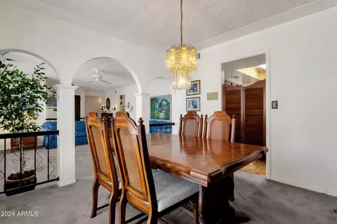 Dining - 3529 E Beryl Ln, Phoenix, AZ 85028 photo 3 of 4
