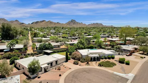 View/Area - 3529 E Beryl Ln, Phoenix, AZ 85028 photo 4 of 16
