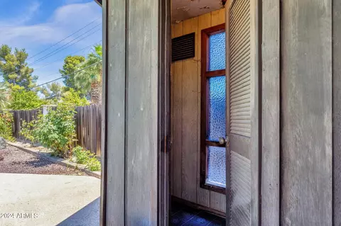 Entry Way - 3529 E Beryl Ln, Phoenix, AZ 85028 photo 3 of 3