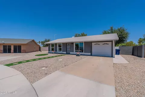 2665 E Commonwealth Cir, Chandler, AZ 85225
