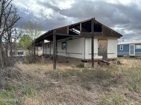 10289 N Aspen Ave, Elfrida, AZ 85610