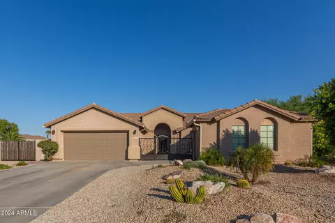 31 E Paso Fino Way, San Tan Valley, AZ 85143