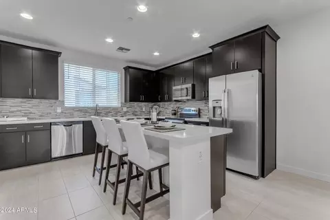 1751 E Hampton Ln, Gilbert, AZ 85295 photo 5