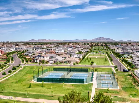 4066 E Linda Ln, Gilbert, AZ 85234 photo 49
