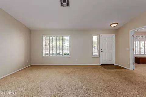 2046 S Reseda Ct, Gilbert, AZ 85295 photo 9
