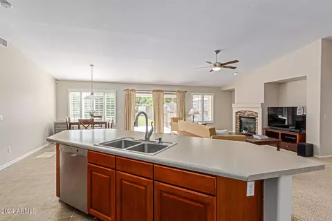 2046 S Reseda Ct, Gilbert, AZ 85295 photo 19